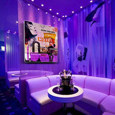 Kunst für Szene-Club, in der Hotel-Bar oder im hippen Café